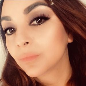 Meet your Posher, Mayra